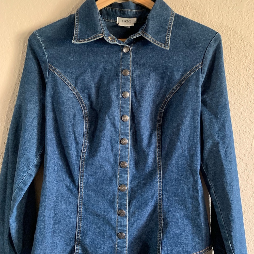 Cache denim button up long sleeve blouse size 6.